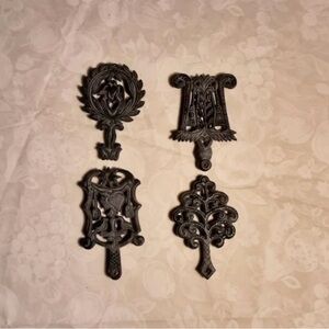 Mini Colonial Trinkets